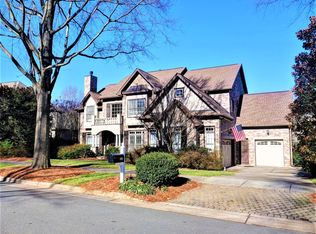 8101 Pemswood St, Charlotte, NC 28277