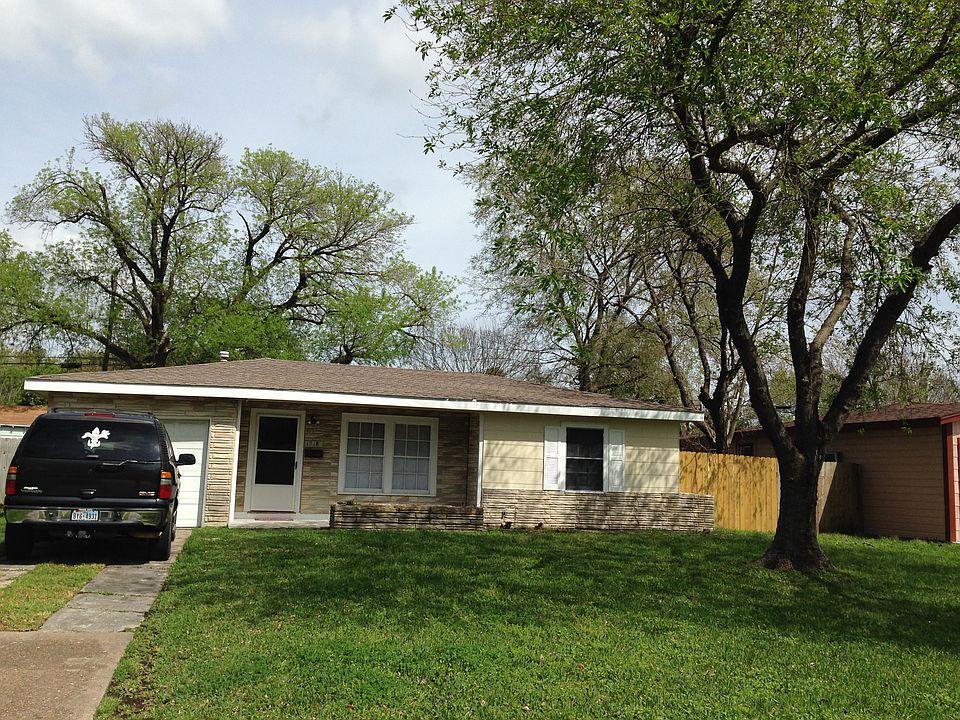 1st image of 1518 3rd Ave N
