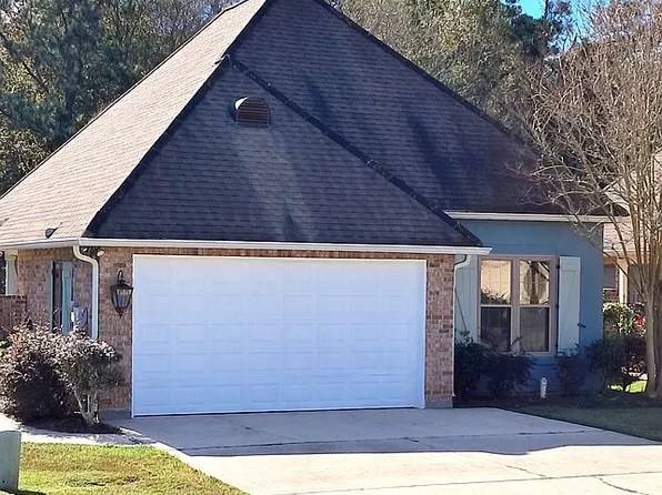 262 Lourdes Ln, Covington, LA 70435