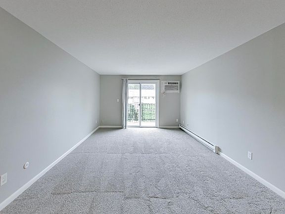 2nd image of 200 Manning St APT 27C