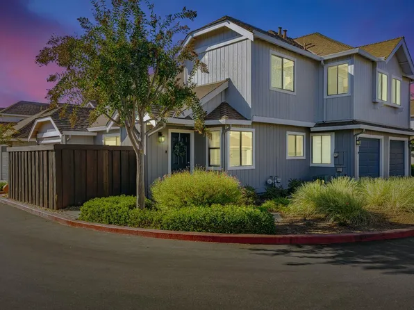 429 Creekside Ln, Morgan Hill, CA 95037