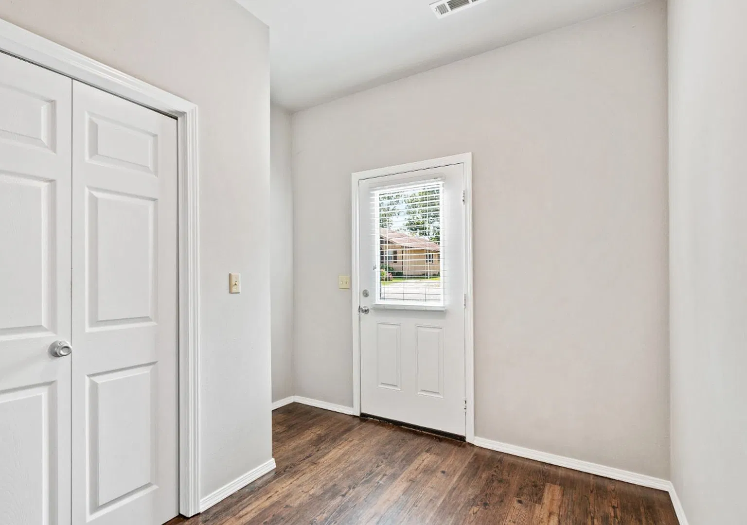 Large Centerton Duplex — Photo 4