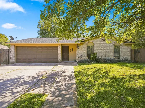 500 Robin Dr, Mansfield, TX 76063