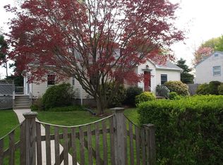 45 Bayview Rd, Marblehead, MA 01945