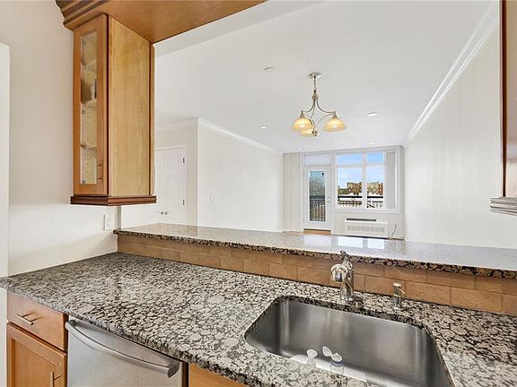 3rd image of 7620 Bay Pkwy APT 5A