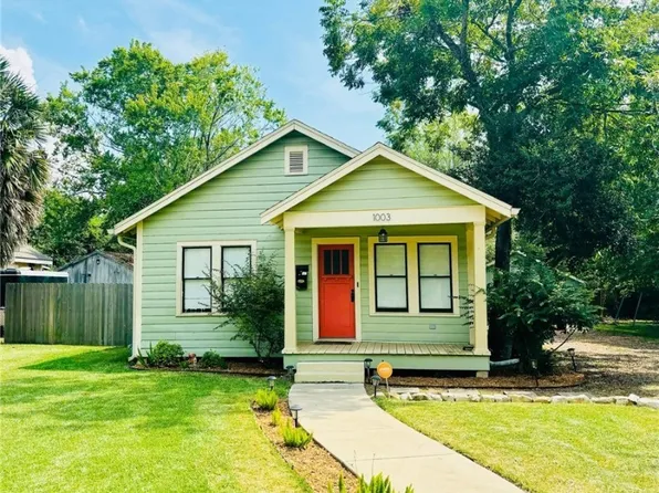 1003 E Guadalupe St, Victoria, TX 77901