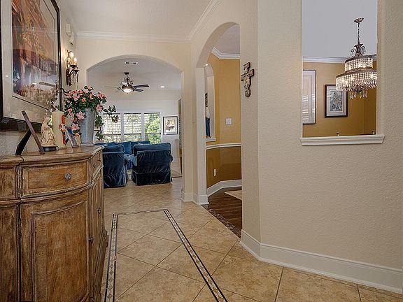 5th image of 158 W Heritage Mill Cir