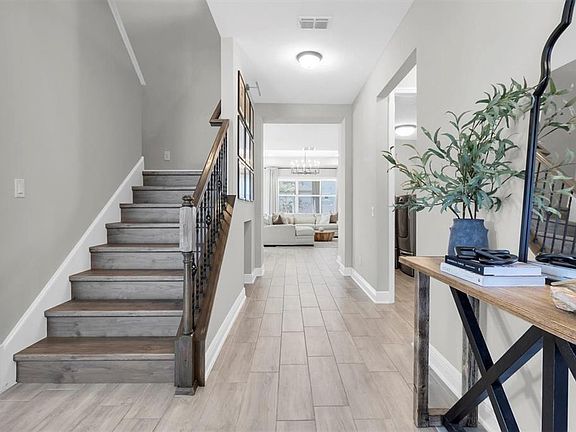 4th image of 4524 Tatum Loop