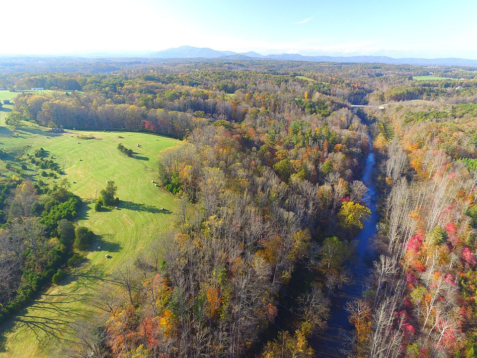 1st image of 292 Poker Ridge Ln