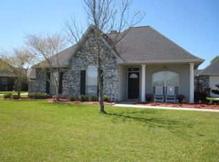 32796 Faulkner Dr, Denham Springs, LA 70706
