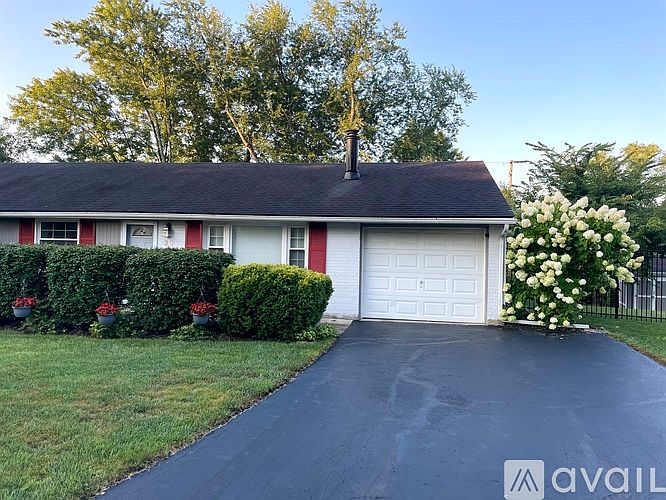 1st image of 26 Peach Grove Ave