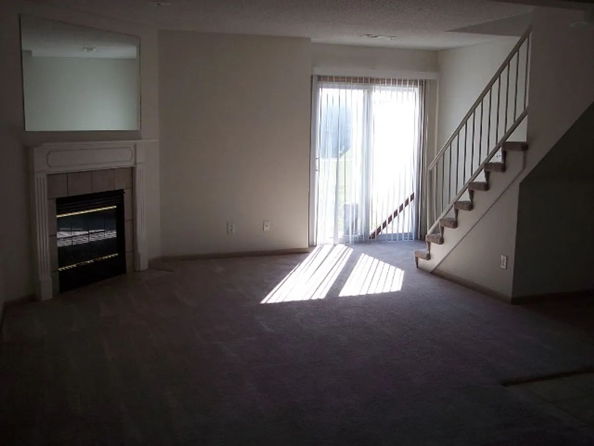 Building Photo - 115 Polk St #A