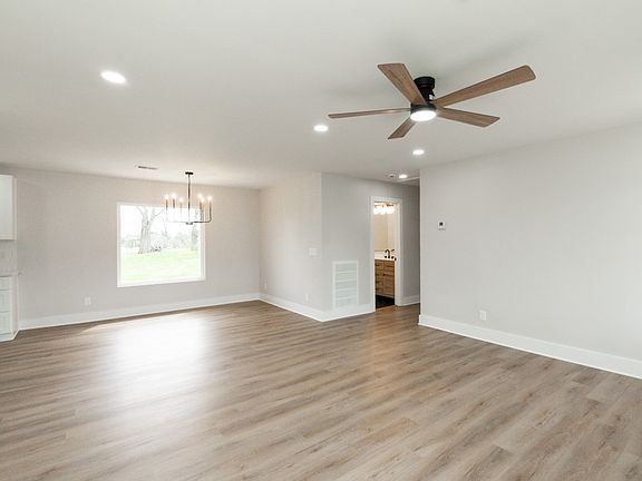5th image of 1332 Rivermont Dr