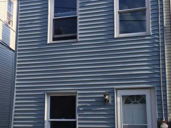 142 W Sycamore St, Allentown, PA 18102