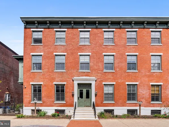 1711 Green St #1711C, Philadelphia, PA 19130