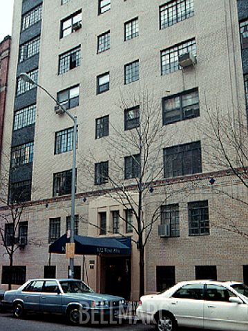 2nd image of 102 W 85th St APT 5C