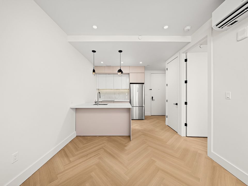 1st image of 34-16 38th St #4803