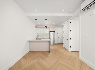 34-16 38th St #1804, Long Island City, NY 11101