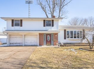 331 Shady Dr, Amherst, OH
