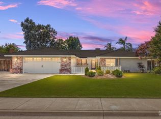 2107 Deerfield St, Bakersfield, CA 93314