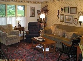 living room pre-remodel