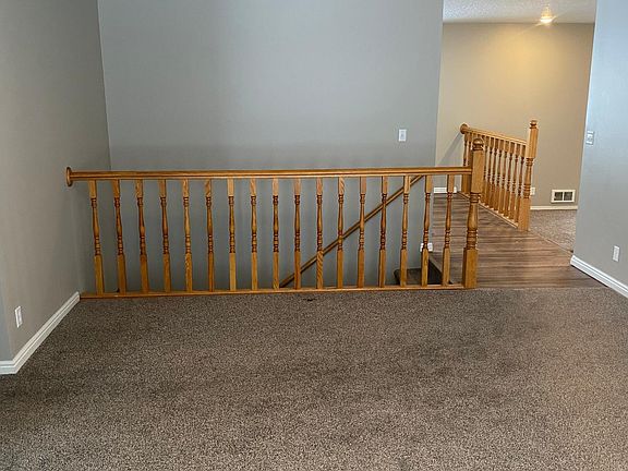 4th image of 178 Plantation Ln