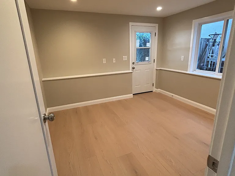 92 Ridgefield Ave #B — Photo 1