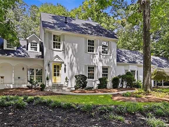 2nd image of 123 Prestwick Dr