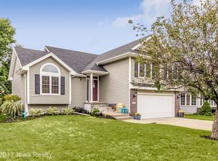 1224 65th St, West Des Moines, IA 50266