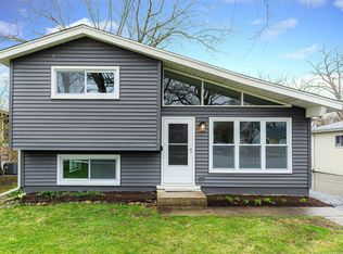 320 S Finley Rd, Lombard, IL 60148