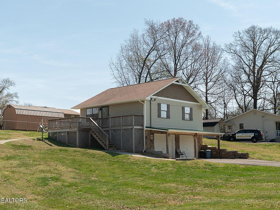 1st image of 720 Winston Dr