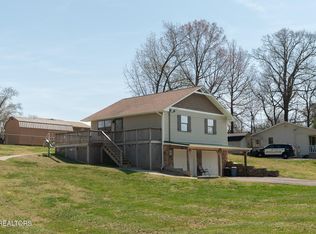 720 Winston Dr, Seymour, TN 37865