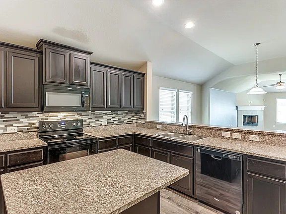 5th image of 11905 Castleford Way