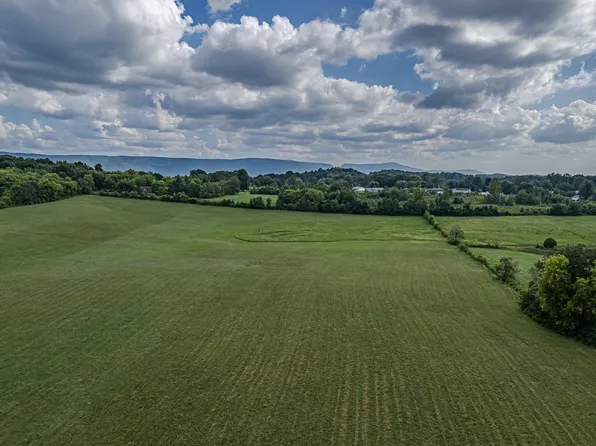 2553 County Road 561, Athens, TN 37303