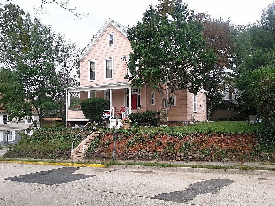 Front of House - Webster St