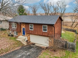 413 Plum St, Lake In The Hills, IL 60156