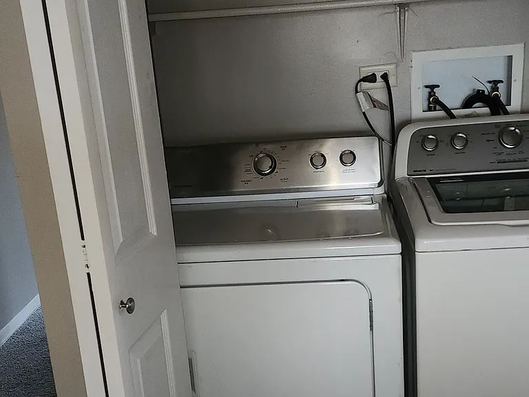 Dryer and Washer in-unit