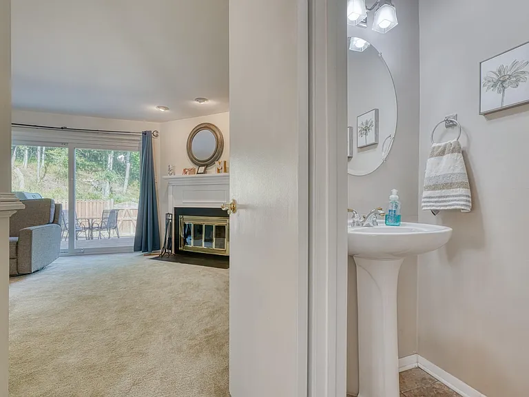 18 Collis Ct — Photo 12
