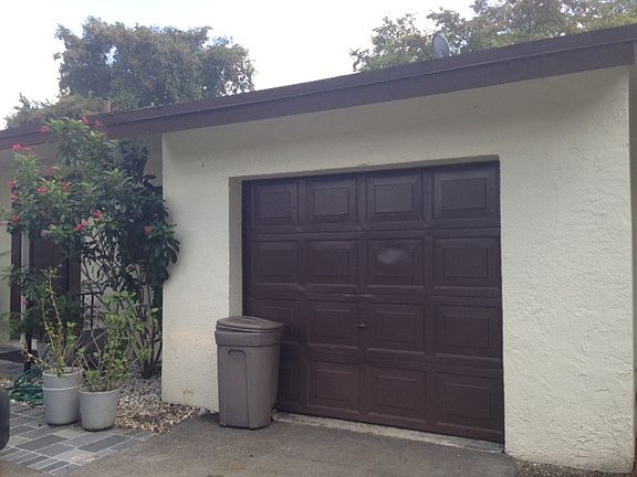 2nd image of 6706 S Parkway Dr