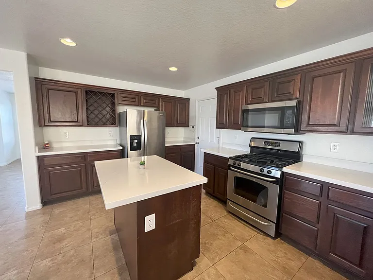 8932 Ryan Creek Ave — Photo 17