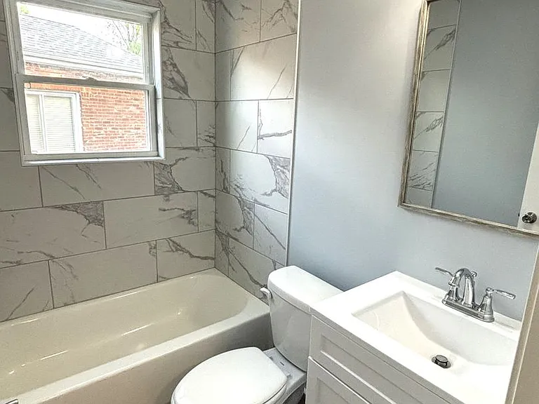 8468 Cedarcrest Dr E — Photo 9