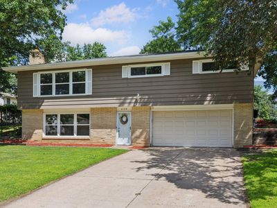 2125 Sapphire Ln, Eagan, MN, 55122