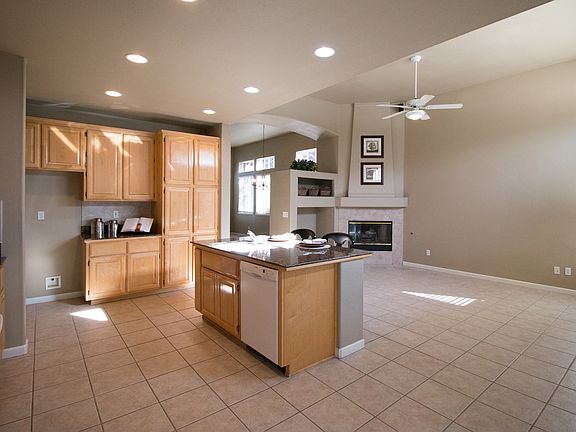 5th image of 109 Robinson Ct