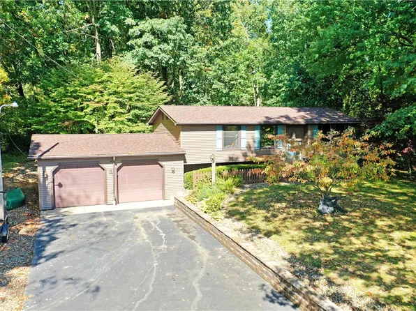 150 Hopper Rd, Transfer, PA 16154