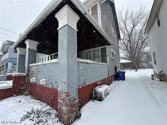 2nd image of 9519 Hilgert Dr