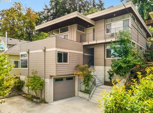 225/227 W Sherman Ave, Hood River, OR 97031