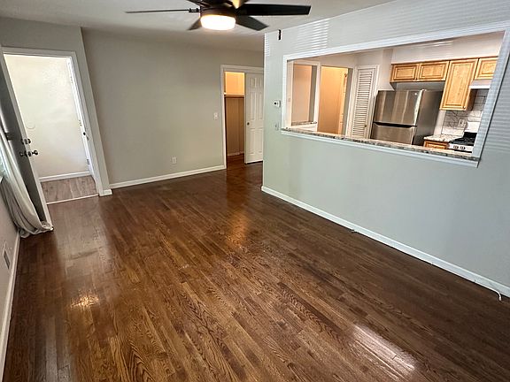 4th image of 1348 Victory Blvd Floor 1