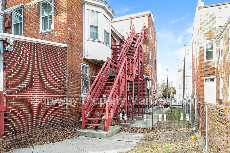 1 bed, 1.0 bath, $1,520 — Photo 3