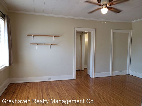 5th image of 324 E 8th St APT 11