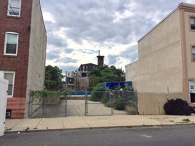 2nd image of 2540 N Howard St